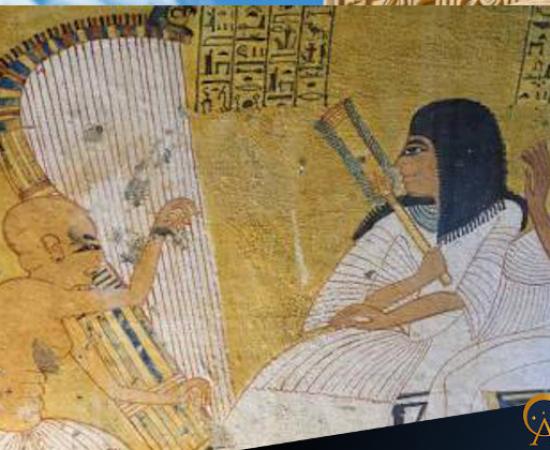 A wall scene with a harpist from the tomb of Inherkhau (TT 359), Thebes, Luxor – Egypt.