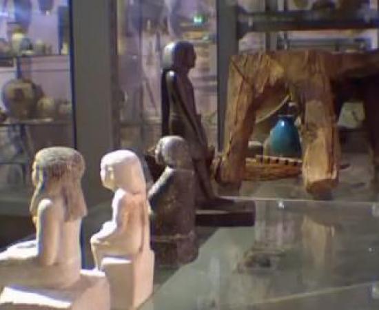  Ancient Egyptian Statue Moving - Manchester