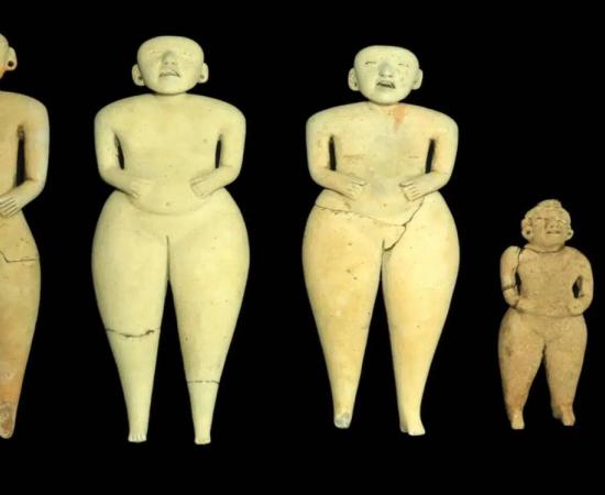 The five ceramic figurines found at the San Isidro, El Salvador site.