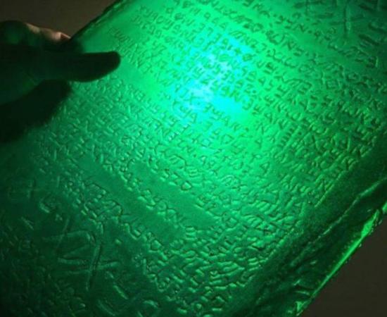 Representation of the Emerald Tablet