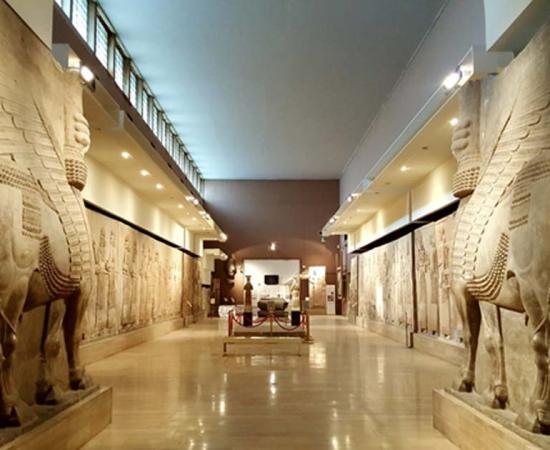 The National Museum of Iraq. Many of the pieces discovered at the ruins of Ur, arranged and labelled by Ennigaldi-Nanna, can be found here. Source: Jdx / CC BY-SA 4.0.