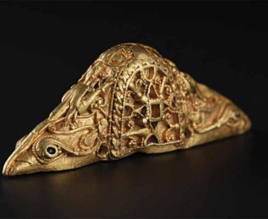 1,300-Year-Old Solid Gold Pommel Is Like No Other