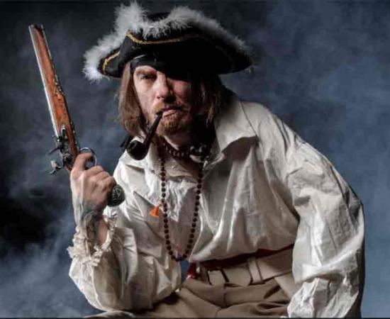 AI image of a king pirate. Source: Fotokvadrat / Abode Stock.