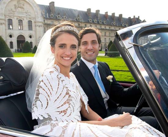 The elite marriage of Jean-Christophe Napoleon Bonaparte and Olympia von und zu Arco-Zinnerberg. Source: BUNTE TV / YouTube Screenshot.