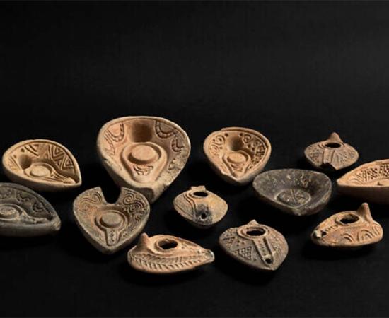 Ancient Oil Lamp Find Sheds Light on Middle Eastern History