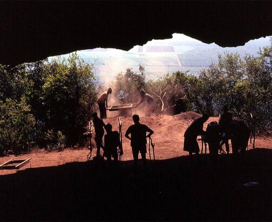 View over Swaziland from the mouth of Border Cave. Source: (Public Domain)