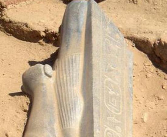 Pharaoh Taharqa statue sudan