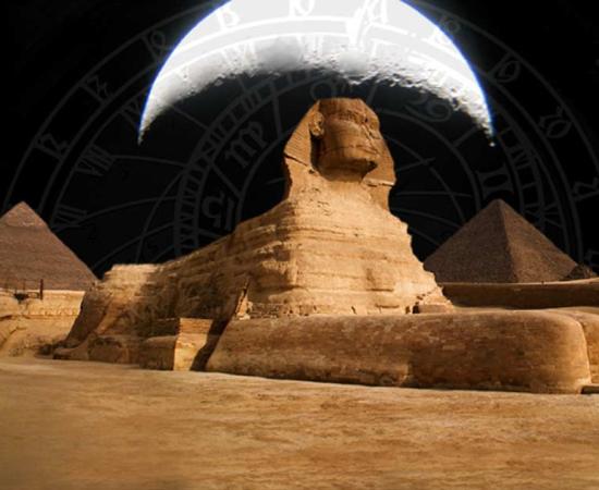 Giza, The Time Keeper of the Ages: Alignments, Measurements, and Moon Cycles 