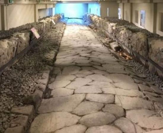 The road - complete with skeletons.