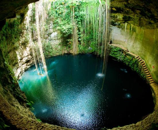 Ik-Kil cenote, Chichen Itza, Mexico