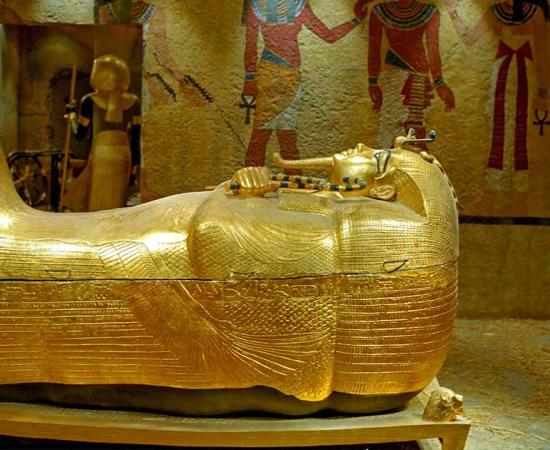 The golden sarcophagus of Tutankhamun (David Biagi / Adobe Stock)