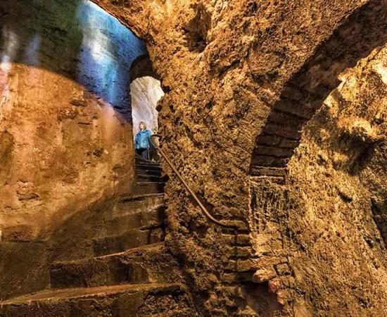 The secret staircase at la Casa del Rey Moro in Ronda. Source: Ingo Bartussek / Adobe Stock