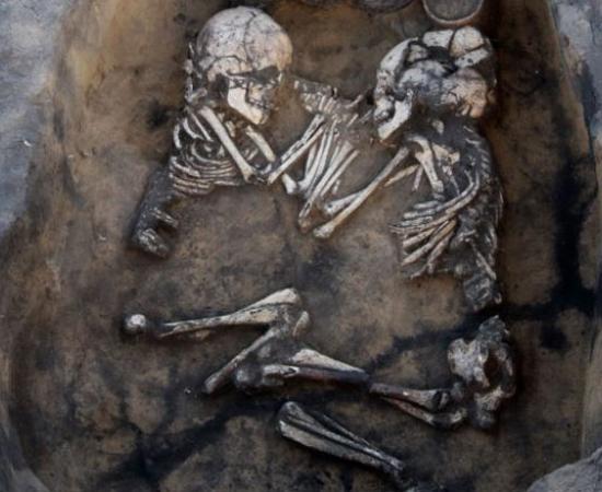Skeletons embrace Siberia