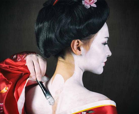 Lead white was a lethal pigment. Source: rodjulian / Adobe Stock.