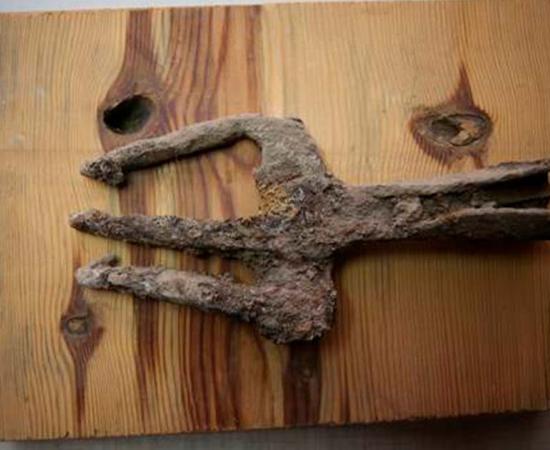 Trident found in Assos, Turkey. Source: Çiğdem Münibe Alyanak/Anadolu Agency