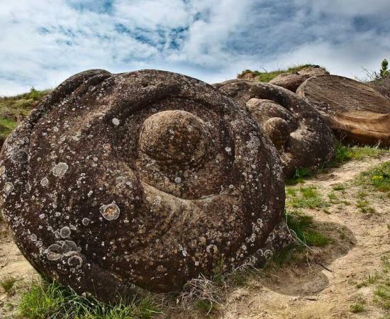 A spectacular example of the mysterious “living and moving” trovants of Romania, a rare and complex geological formation. Source: Nicu Buculei / CC BY-SA 3.0