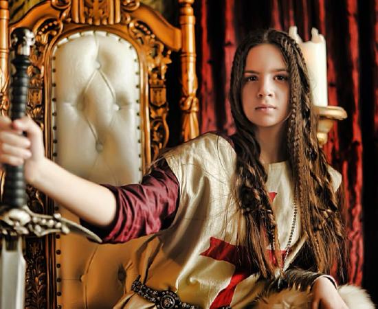 A new study reveals that queens were more warlike than kings. Source: Evdoha / Adobe Stock.