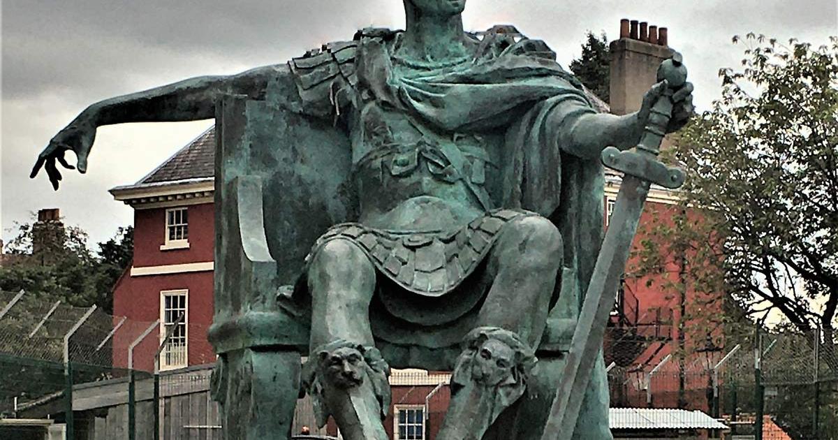 Constantine, bronze statue of 1998 