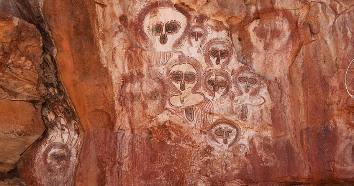 Wandjina rock art on the Barnett River, Mount Elizabeth Station (CC BY-SA 2.0)