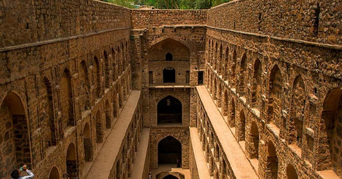 Agrasen ki baoli.