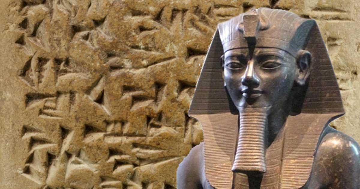 Colossal statue of Amenhotep III in the British Museum. (Public Domain) Background: Detail of Amarna letter: Royal Letter from Abi-milku of Tyre to the king of Egypt. (CC0)