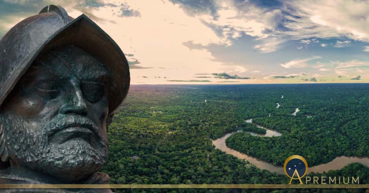 Bust of Fransisco de Orellana (Ricardo Algár/Adobe Stock) Amazon rainforest (William Perez/Adobe Stock)