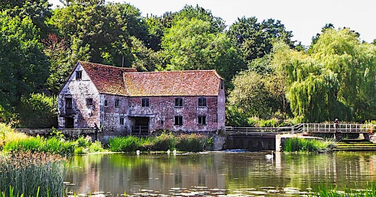 Ancient Mill Back in Action to Meet Coronavirus Demand