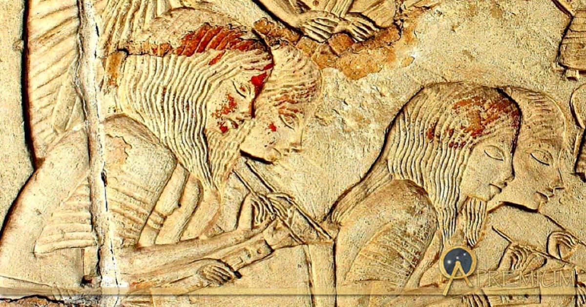 On the Southern Part of the East Wall of Horemheb’s Saqqaran tomb, military scribes, magnificently represented, scrupulously record the details of long files of prisoners escorted by Egyptian soldiers (not in pic). This depiction is often speculated to represent women scribes.