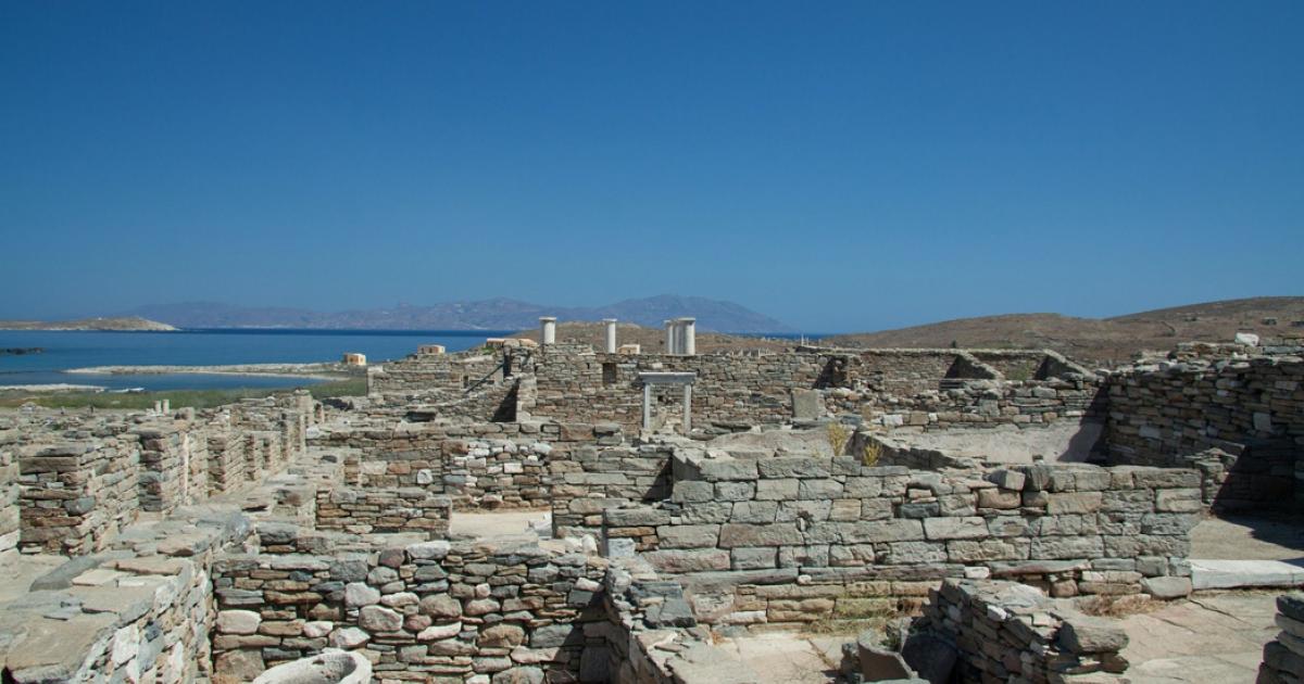 The Ancient buildings of Delos