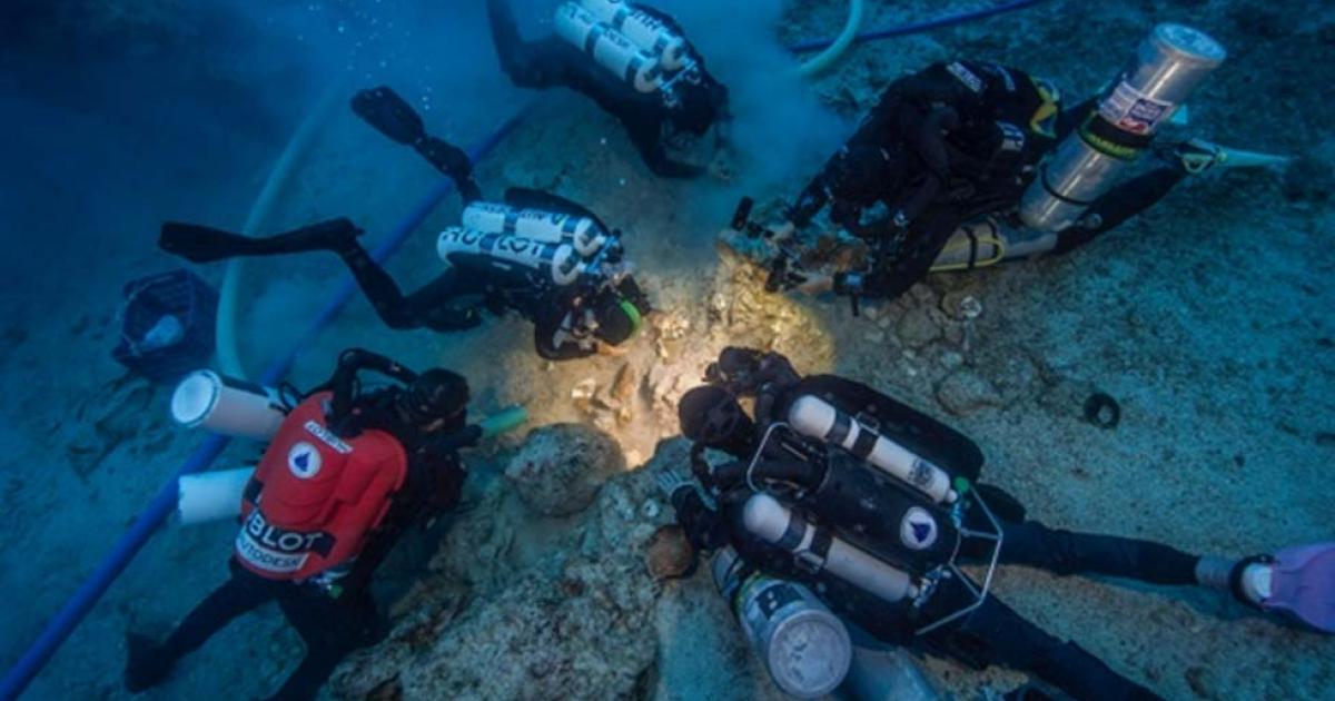 2,000-Year-Old Human Remains Found on Famous Antikythera Shipwreck