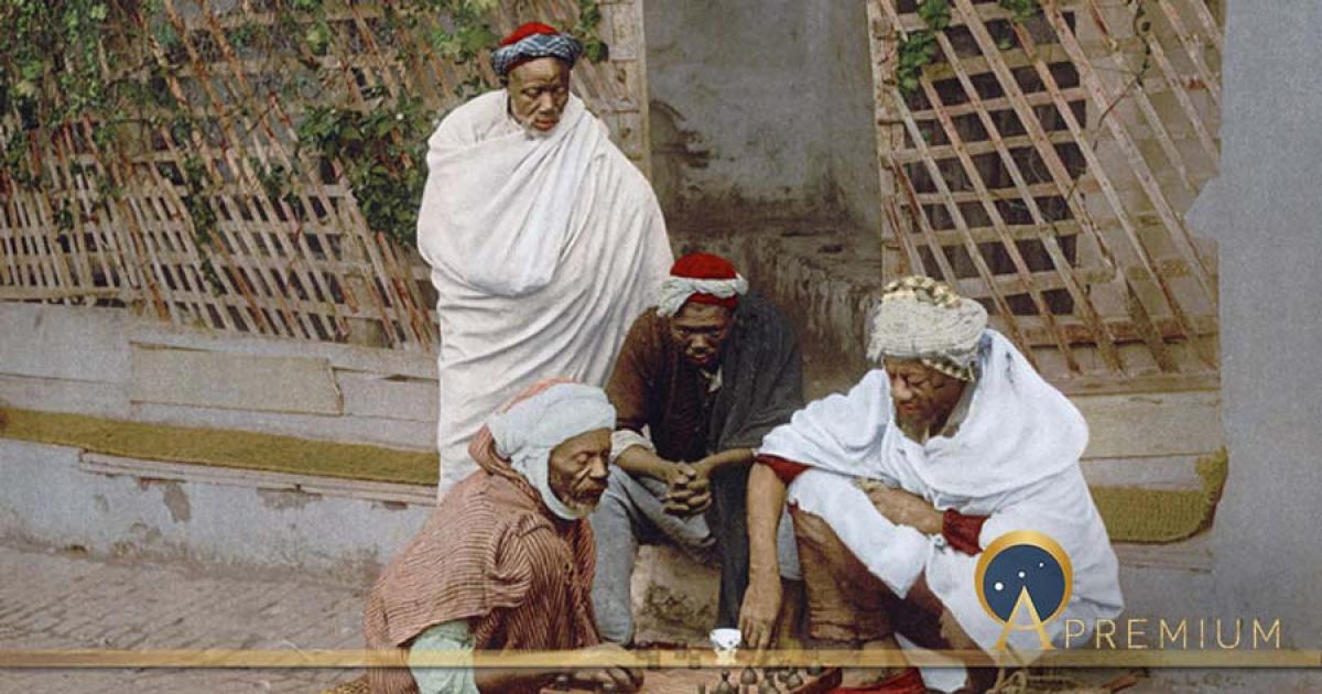 Men Playing Board Games in Alegria (1890 – 1900) (Public Domain)