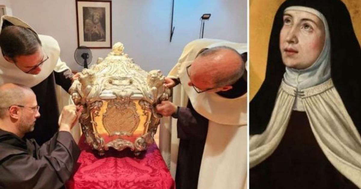 Opening of the silver tomb of St. Teresa of Ávila; portrait of St. Teresa of Ávil