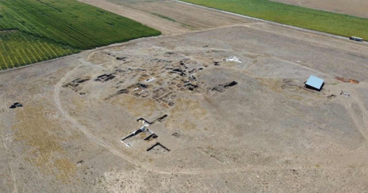 Bronze Age Structures Buried Intentionally by Cult in 3,000 BC in Anatolia