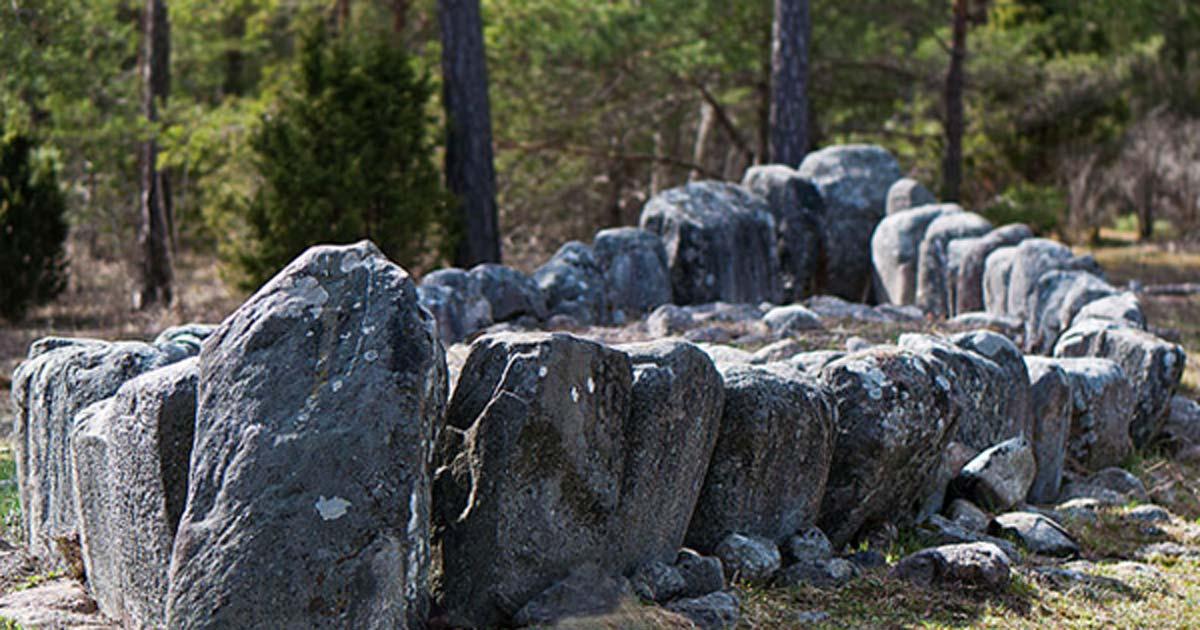 Tjelvar’s Grave – Ship-shaped stone setting burial site, Gotland