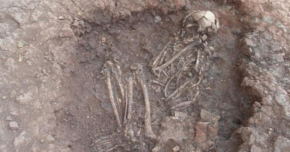 Bronze Age skeleton found at Stragglethorpe, during archaeological work on the Highways Agency scheme, England.