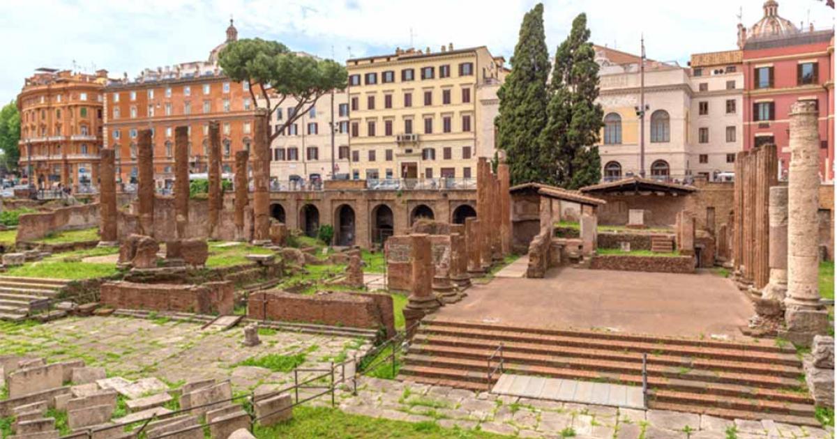 Largo di Torre Argentina square in Rome, Italy. Source: Pino Pacifico/Adobe Stock