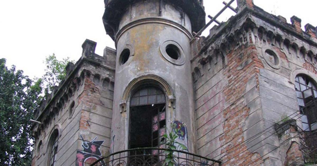 Detail of the Castelinho da Rua Apa. 