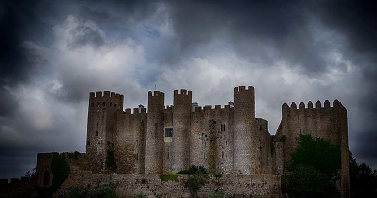 Discover the Rich History of the Magnificent Portuguese Castle of Obidos
