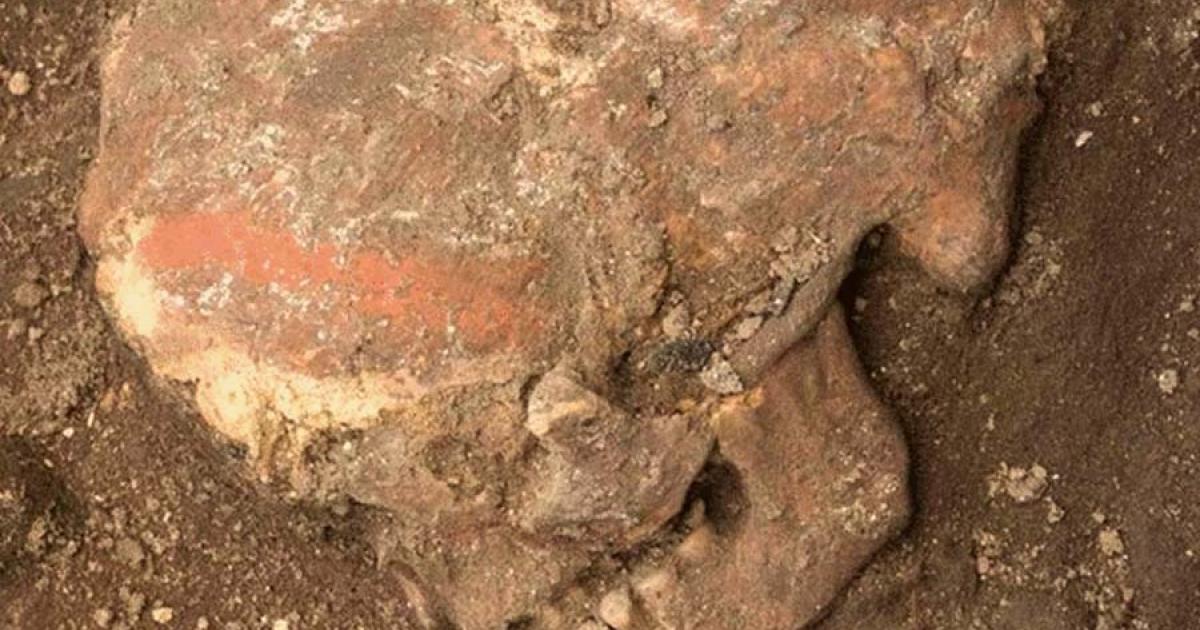 Neolithic Anatolian Çatalhöyük burials, a new study has revealed, involved painting skeletons with red ochre and other dyes or paints, and this was in 7,000 BC!		Source: Jason Quinlan / Catalhoyuk Research Project