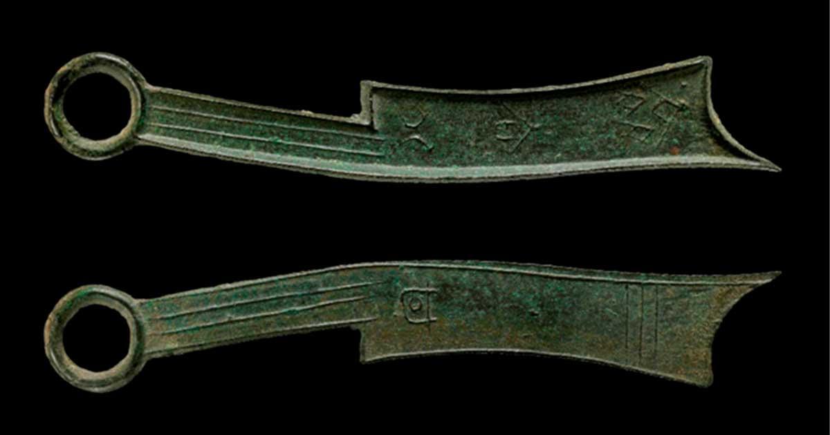 This Chinese knife coinage from the Eastern Zhou dynasty was used in the remarkable Chinese bronze alloy analysis study that finally revealed the hidden alloy formulas. Source: Lui et al / Antiquity Publications Ltd