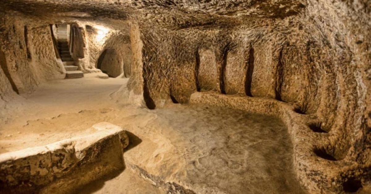 Derinkuyu underground city in Cappadocia, Turkey. 