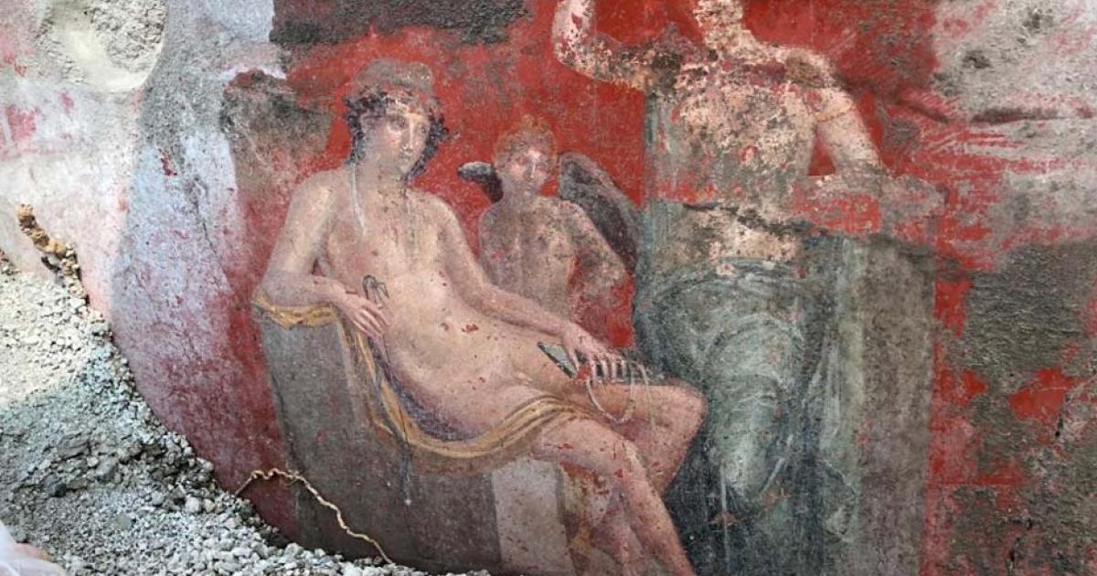 Venus depicted in a painting at the House of the Garden, where the inscription evidencing a new destruction of Pompeii date has been found. 