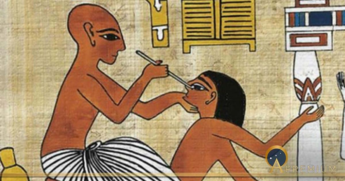 A doctor performing eye surgery. The Ebers Papyrus discusses medical techniques and remedies. Source: Articles sur l’Egypte et son historie