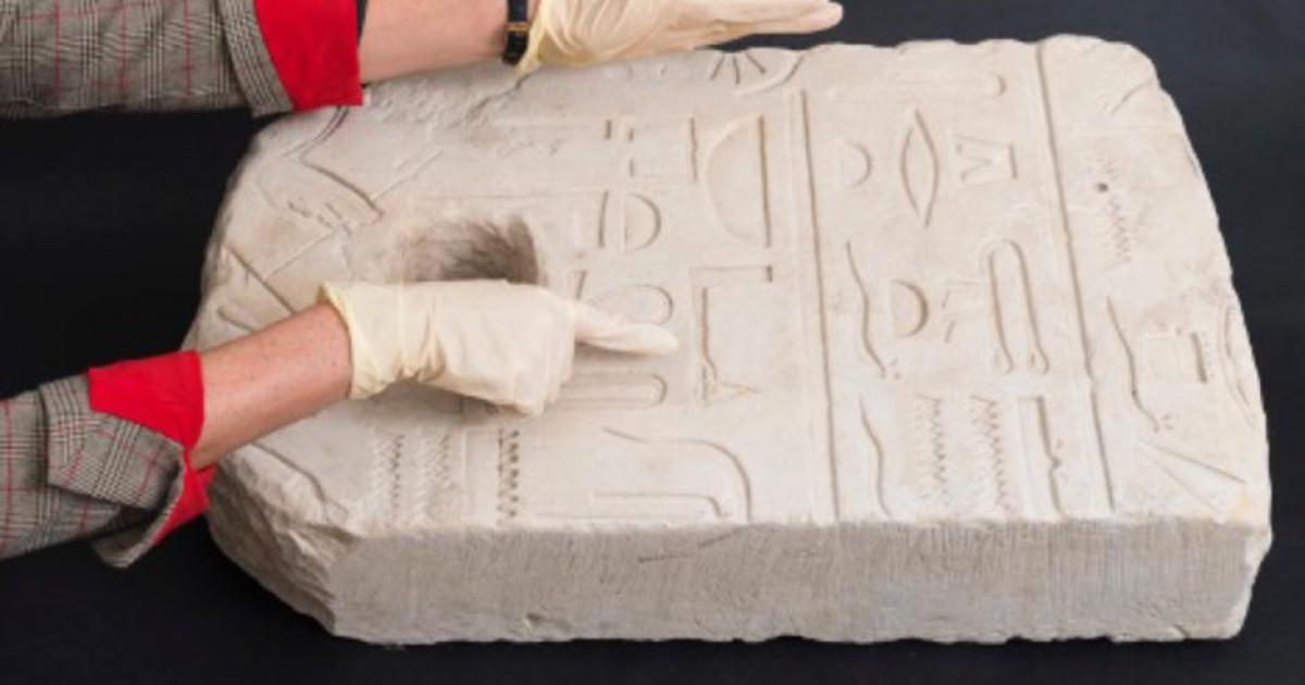 The Egyptian artifact / anchor shown with hieroglyphs found on the seabed. Source: Laura Lachman / Israel Museum