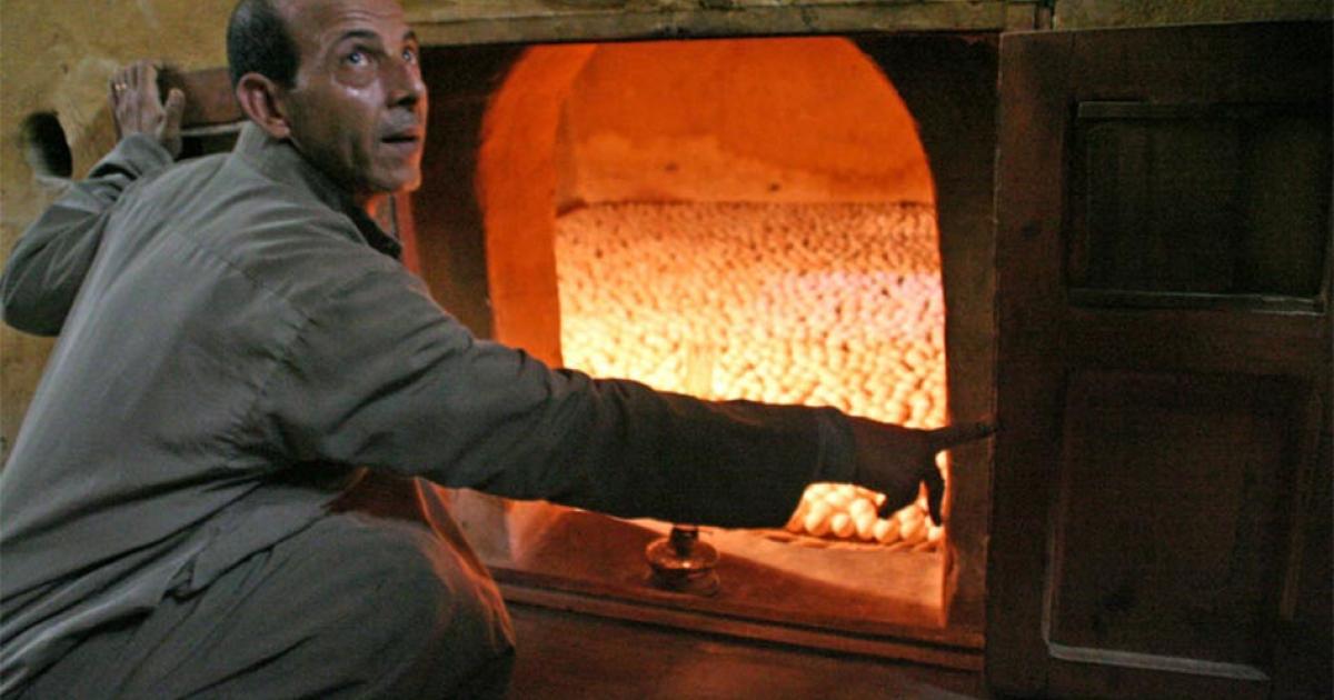 The Egyptian egg ovens are still in use by farmers still over 2,000 years later. Source: Lenny Hoferwerf / Courtesy of Food And Agriculture Organization of the United Nations (2006) / Reproduced with permission