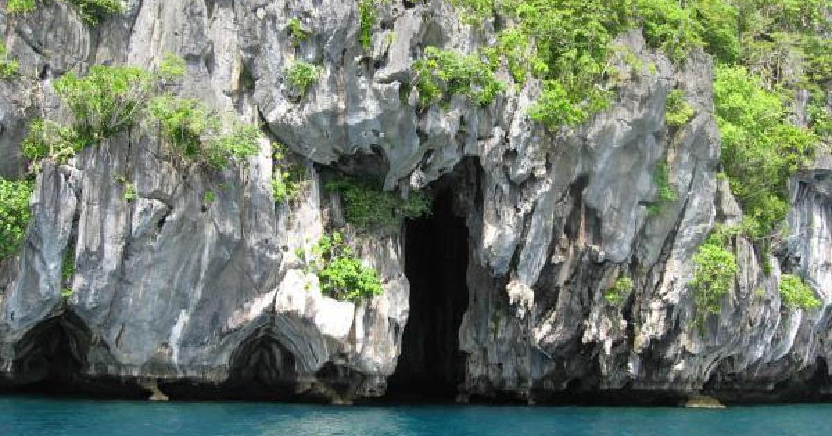 Rare ritual burial in El Nido