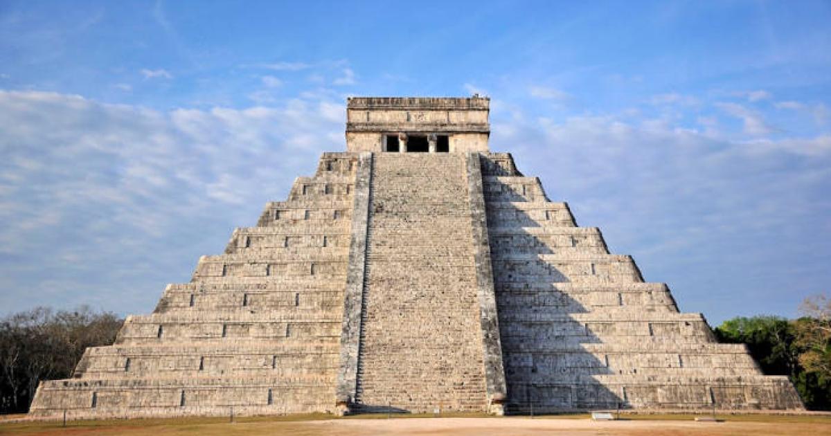 El Castillo pyramid, Chichen Itza, Guatemala.