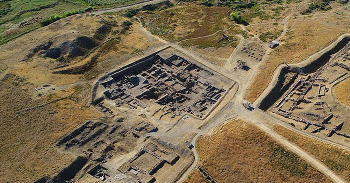 Aerial image of the excavations at Kültepe Kanesh, Anatolia.              Source: Keyseri Provincial Directorate of Culture & Tourism