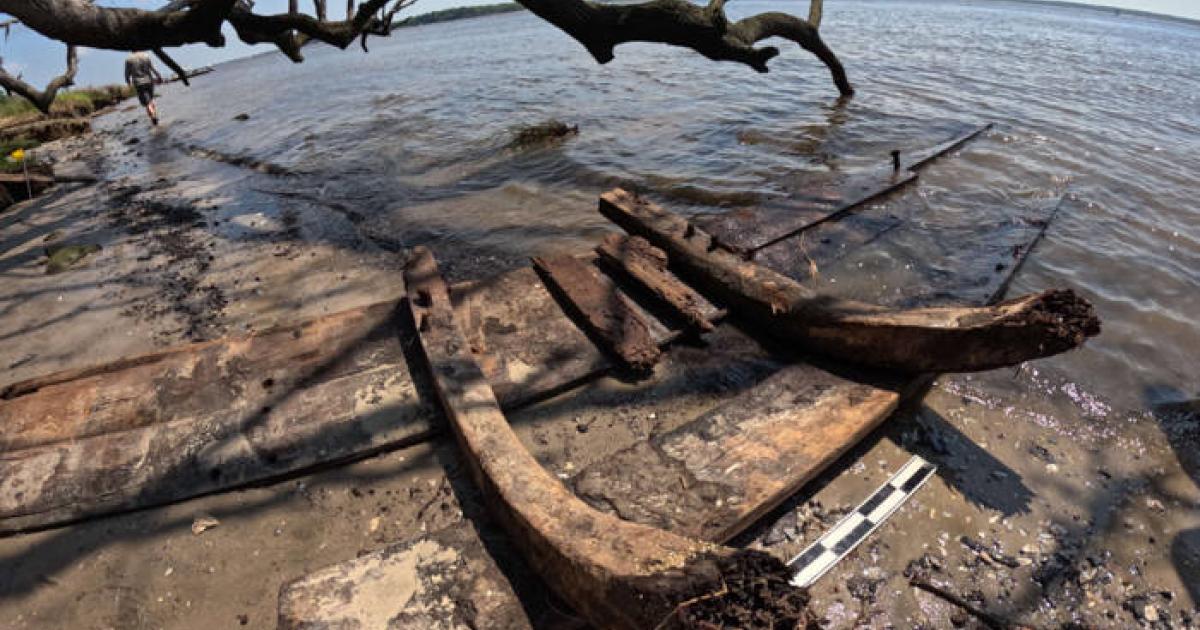 Large section of possible La Fortuna shipwreck exposed on Brunswick Town shoreline. 