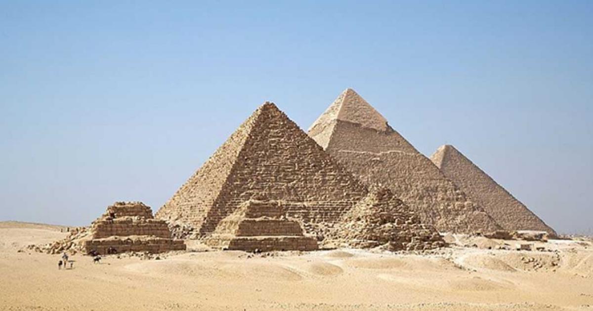 All Giza Pyramids in one shot.